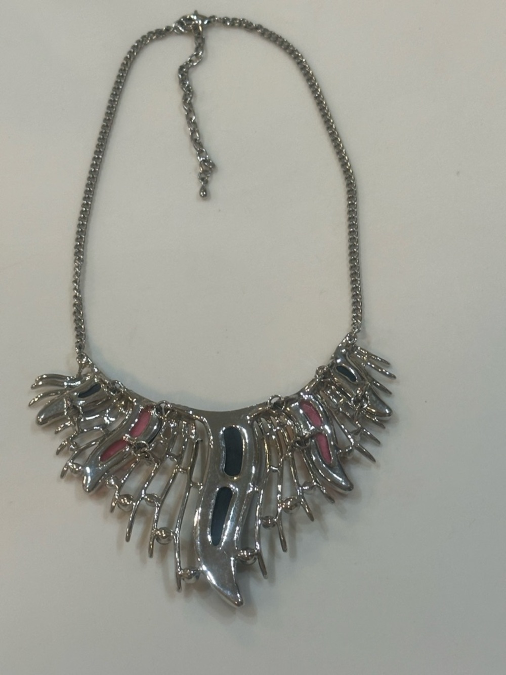 Vintage-Style Silver Tone Avant-Garde 14”- 17” Statement Necklace & Earring Set - Picture 6 of 8